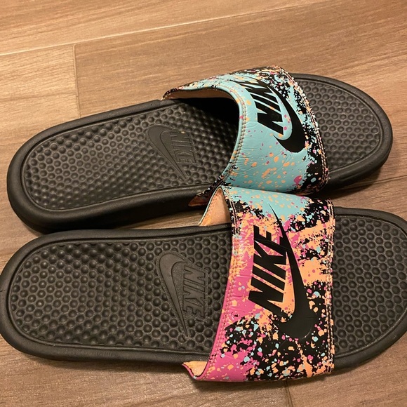 Nike Black Slides with Vibrant Splatter Design - Picture 2 of 3
